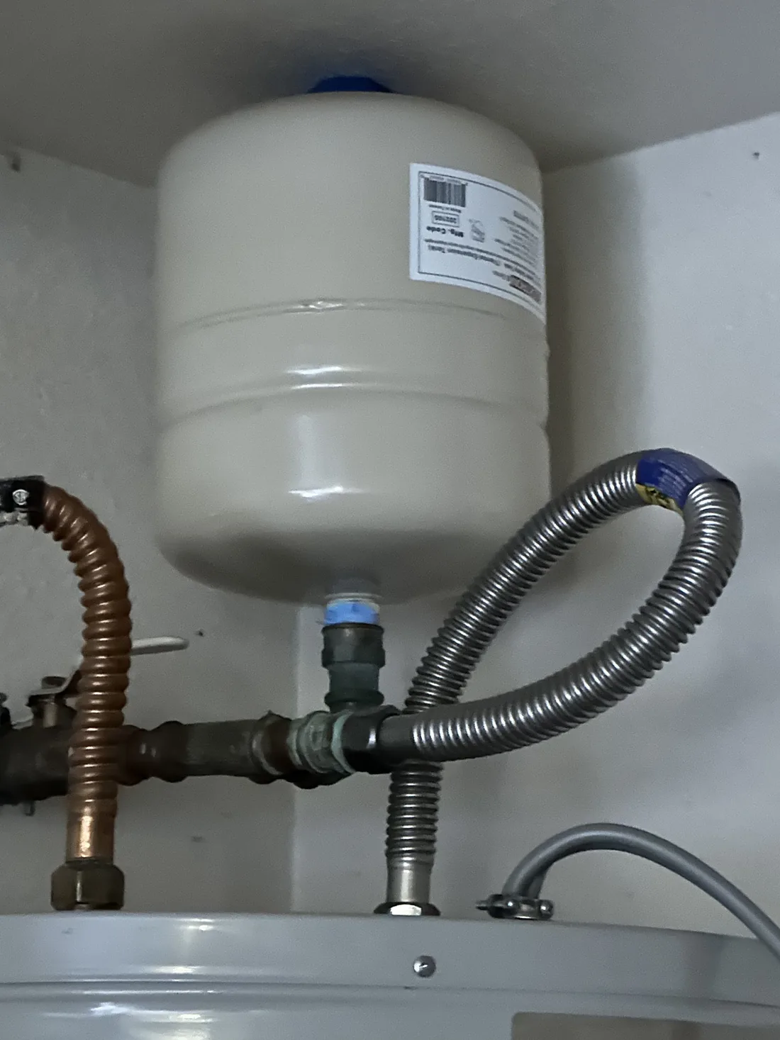 Central Texas Hard Water and How It Shortens a Water Heater's Life